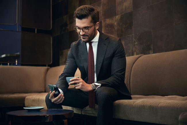 Kaffeepause mit dem Samsung Galaxy Z Fold 2